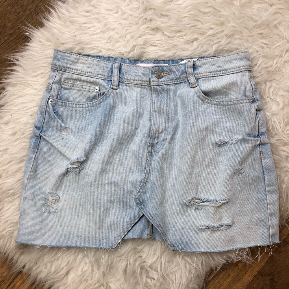 Zara Trafaluc denim destroyed mini skirts medium
